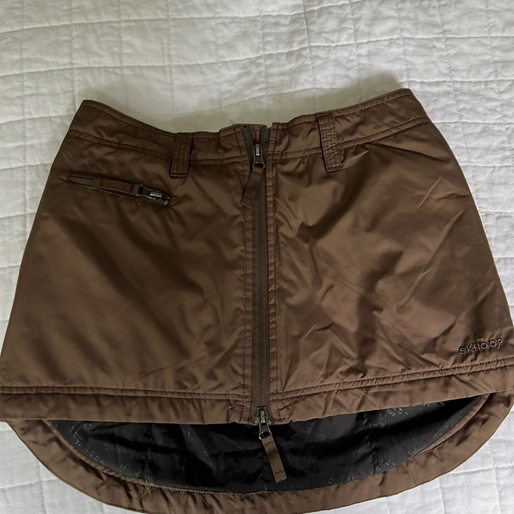 Skhoop skirt, size S. Excellent condition.  Wear for winter runs or apres ski :)